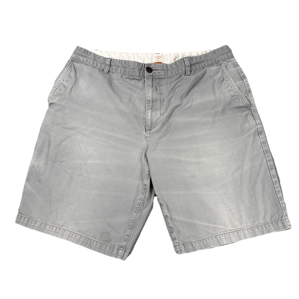 Dockers Men Gray Flat Front Dark Wash Chino‎ Shorts Size 38